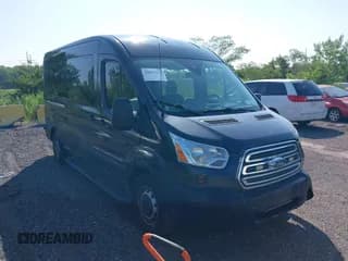 ✅ 2017 Ford Transit XL • VIN: 1FBAX2CM8HKA60381 • Lot: 42835112. Wystawiony na IAAI z przebiegiem 131 792 mil. Bezpłatny archiwum sprzedaży aukcyjnych z USA i szczegółowy raport historii pojazdu na DreamBid. Zdjęcie 1.
