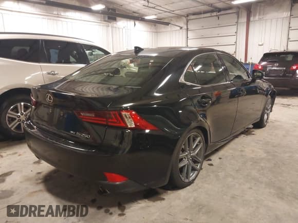 ✅ 2014 Lexus IS 250 • VIN: JTHCF1D23E5002623 • Lot: 41984262. Listed on IAAI with 108,924 mi. Free auction sales archive from the USA and detailed vehicle history report at DreamBid. Image 4.