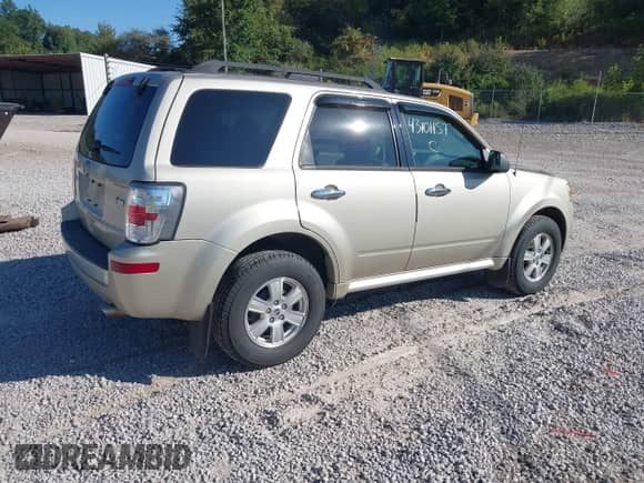 2010 Mercury Mariner с VIN 4M2CN9BG0AKJ23844, выставлен на аукционе IAAI как лот 43101157 с пробегом 196 272 миль миль и . История ставок и продаж доступна на DreamBid. Изображение 4.