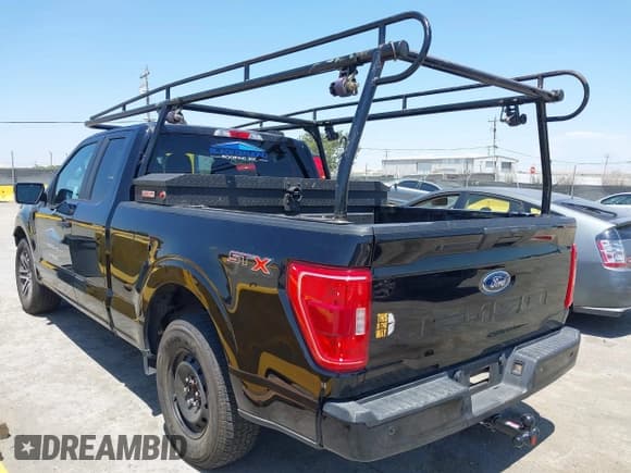 ✅ 2023 Ford F-150 XL • VIN: 1FTEX1C55PKE05056 • Лот: 42466045. Опубликован ранее на IAAI с пробегом 54 329 миль. Бесплатный доступ к архиву аукционных продаж из США и подробный отчёт об истории автомобиля на DreamBid. Изображение 3.