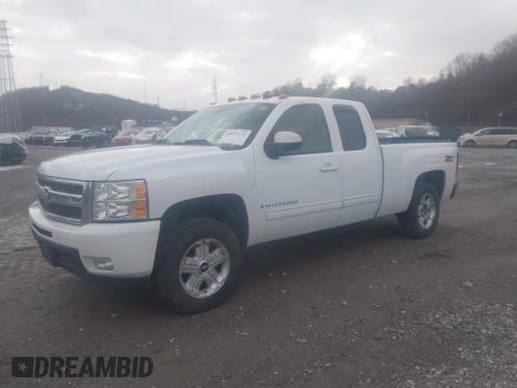✅ 2009 Chevrolet Silverado 1500 • VIN: 2GCEK390491107199 • Lot: 40873335. Listed on IAAI with 129,417 mi. Free auction sales archive from the USA and detailed vehicle history report at DreamBid. Image 17.