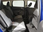 ✅ 2018 Ford Escape SE • VIN: 1FMCU9GD8JUA61908 • Lot: 90301565. Wystawiony na Copart z przebiegiem 126 148 mil. Bezpłatny archiwum sprzedaży aukcyjnych z USA i szczegółowy raport historii pojazdu na DreamBid. Zdjęcie 11.