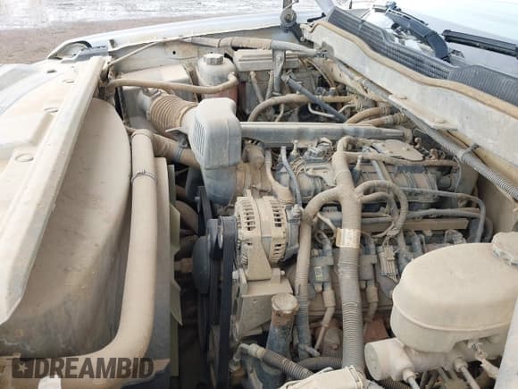 ✅ 2016 Chevrolet Silverado 2500HD Work Truck • VIN: 1GC2KUEG9GZ146192 • Lot: 40692043. Wystawiony na IAAI z przebiegiem Nie podano. Bezpłatny archiwum sprzedaży aukcyjnych z USA i szczegółowy raport historii pojazdu na DreamBid. Zdjęcie 6.