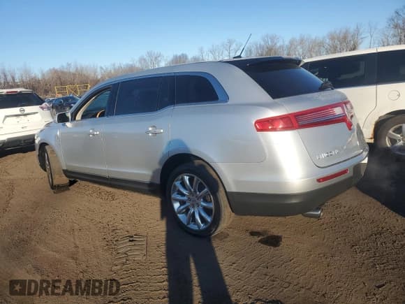 ✅ 2011 Lincoln MKT • VIN: 2LMHJ5ARXBBJ54517 • Лот: 42414295. Опубликован ранее на Copart с пробегом 100 078 миль. Бесплатный доступ к архиву аукционных продаж из США и подробный отчёт об истории автомобиля на DreamBid. Изображение 2.