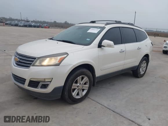 ✅ 2014 Chevrolet Traverse LT • VIN: 1GNKRHKD7EJ135577 • Lot: 43860260. Listed on IAAI with Not provided. Free auction sales archive from the USA and detailed vehicle history report at DreamBid. Image 2.