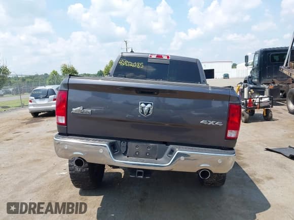 ✅ 2018 Ram 1500 Big Horn • VIN: 1C6RR7LT9JS335783 • Лот: 42812085. Опубликован ранее на IAAI с пробегом 91 239 миль. Бесплатный доступ к архиву аукционных продаж из США и подробный отчёт об истории автомобиля на DreamBid. Изображение 17.