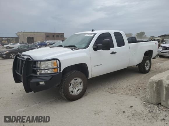 ✅ 2010 Chevrolet Silverado 2500HD LT • VIN: 1GC5KXBG1AZ167029 • Лот: 82366385. Опубликован ранее на Copart с пробегом 211 197 миль. Бесплатный доступ к архиву аукционных продаж из США и подробный отчёт об истории автомобиля на DreamBid. Изображение 1.
