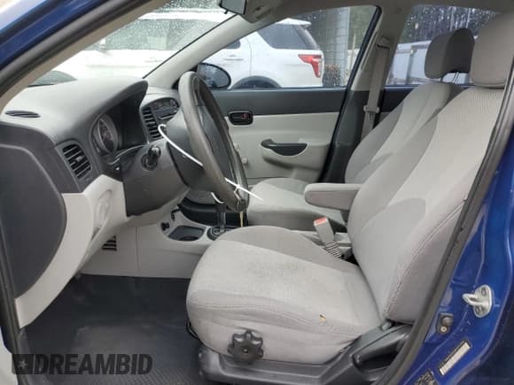 ✅ 2009 Hyundai Accent Auto GLS • VIN: KMHCN46C09U291494 • Лот: 48897735. Опубликован ранее на Copart с пробегом 190 374 миль. Бесплатный доступ к архиву аукционных продаж из США и подробный отчёт об истории автомобиля на DreamBid. Изображение 7.