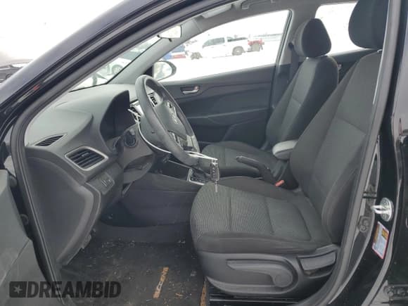 ✅ 2019 Hyundai Accent • VIN: 3KPC25A33KE063827 • Лот: 42541925. Опубликован ранее на Copart с пробегом 131 584 миль. Бесплатный доступ к архиву аукционных продаж из США и подробный отчёт об истории автомобиля на DreamBid. Изображение 7.