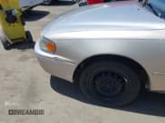 ✅ 1995 Toyota Camry LE • VIN: JT2SK12E0S0330606 • Lot: 42619849. Wystawiony na IAAI z przebiegiem 188 034 mil. Bezpłatny archiwum sprzedaży aukcyjnych z USA i szczegółowy raport historii pojazdu na DreamBid. Zdjęcie 6.