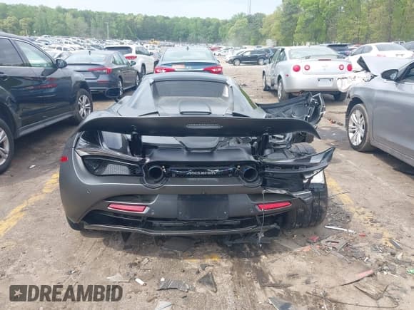 ✅ 2021 McLaren 720S • VIN: SBM14FCA0MW006035 • Lot: 42012139. Wystawiony na IAAI z przebiegiem Nie podano. Bezpłatny archiwum sprzedaży aukcyjnych z USA i szczegółowy raport historii pojazdu na DreamBid. Zdjęcie 16.