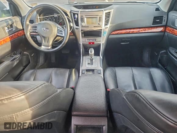 ✅ 2012 Subaru Legacy Limited • VIN: 4S3BMBK63C3027836 • Lot: 94353125. Wystawiony na Copart z przebiegiem 145 489 mil. Bezpłatny archiwum sprzedaży aukcyjnych z USA i szczegółowy raport historii pojazdu na DreamBid. Zdjęcie 8.