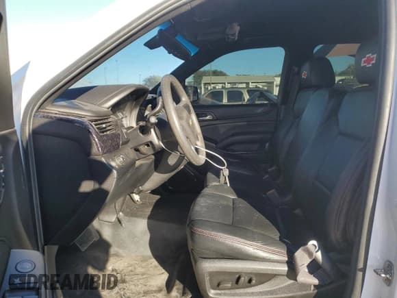 ✅ 2015 Chevrolet Tahoe Commercial • VIN: 1GNLC2EC1FR577358 • Lot: 82400565. Wystawiony na Copart z przebiegiem 177 354 mil. Bezpłatny archiwum sprzedaży aukcyjnych z USA i szczegółowy raport historii pojazdu na DreamBid. Zdjęcie 7.