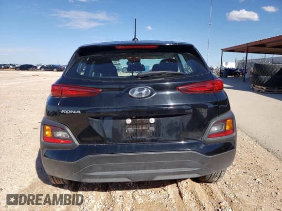 ✅ 2021 Hyundai Kona SE • VIN: KM8K12AAXMU644401 • Lot: 73584023. Wystawiony na Copart z przebiegiem 65 525 mil. Bezpłatny archiwum sprzedaży aukcyjnych z USA i szczegółowy raport historii pojazdu na DreamBid. Zdjęcie 6.