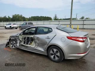 ✅ 2013 Kia Optima LX • VIN: KNAGM4AD6D5045235 • Лот: 81221975. Опубликован ранее на Copart с пробегом Не указан. Бесплатный доступ к архиву аукционных продаж из США и подробный отчёт об истории автомобиля на DreamBid. Изображение 2.