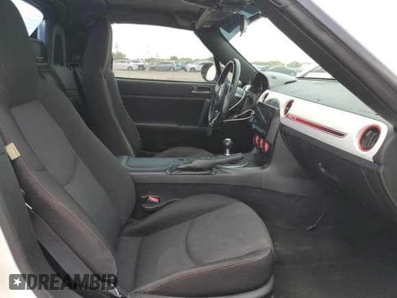 ✅ 2014 Mazda MX-5 Miata Club • VIN: JM1NC2MF1E0236686 • Lot: 65129985. Listed on Copart with 71,415 mi. Free auction sales archive from the USA and detailed vehicle history report at DreamBid. Image 10.