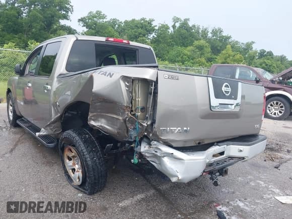 ✅ 2006 Nissan Titan XE • VIN: 1N6BA07A96N566056 • Lot: 42512629. Listed on IAAI with 189,139 mi. Free auction sales archive from the USA and detailed vehicle history report at DreamBid. Image 3.