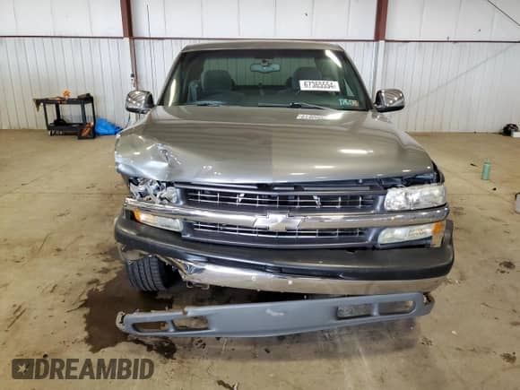 ✅ 2001 Chevrolet Silverado 1500 LS • VIN: 2GCEC19T611298530 • Lot: 67365554. Wystawiony na Copart z przebiegiem 144 277 mil mil. Skorzystaj z bezpłatnego archiwum sprzedaży aukcyjnych z USA i zobacz szczegółowy raport historii pojazdu na DreamBid. Zdjęcie 5.