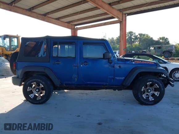 ✅ 2010 Jeep Wrangler Unlimited Sport • VIN: 1J4BA3H10AL214288 • Лот: 43644598. Опубликован ранее на IAAI с пробегом 179 573 миль. Бесплатный доступ к архиву аукционных продаж из США и подробный отчёт об истории автомобиля на DreamBid. Изображение 13.