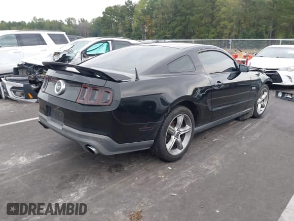 ✅ 2012 Ford Mustang GT Premium • VIN: 1ZVBP8CF1C5206080 • Lot: 43337492. Listed on IAAI with 134,702 mi. Free auction sales archive from the USA and detailed vehicle history report at DreamBid. Image 4.