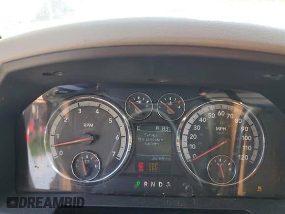 ✅ 2010 Dodge 1500 SLT • VIN: 1D7RV1GP0AS204441 • Lot: 55341275. Wystawiony na Copart z przebiegiem 267 691 mil. Bezpłatny archiwum sprzedaży aukcyjnych z USA i szczegółowy raport historii pojazdu na DreamBid. Zdjęcie 9.