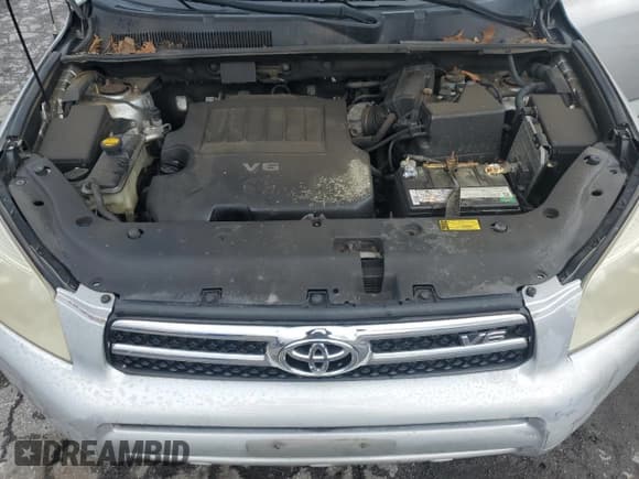 ✅ 2006 Toyota RAV4 Limited • VIN: JTMBK31V865003755 • Лот: 85758135. Опубликован ранее на Copart с пробегом 173 814 миль. Бесплатный доступ к архиву аукционных продаж из США и подробный отчёт об истории автомобиля на DreamBid. Изображение 12.