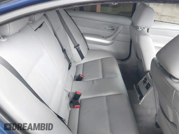 ✅ 2007 BMW 3 Series 328xi • VIN: WBAVC73557KP34433 • Lot: 38600499. Listed on IAAI with Not provided. Free auction sales archive from the USA and detailed vehicle history report at DreamBid. Image 8.