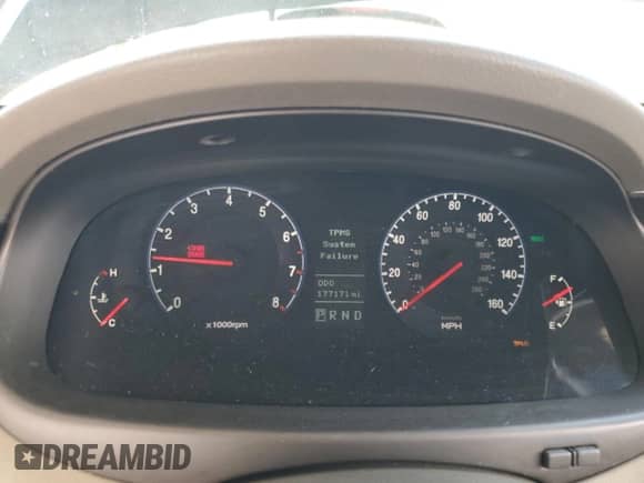 2009 Hyundai Azera Limited с VIN KMHFC46F49A388051, выставлен на аукционе Copart как лот 56252425 с пробегом 177 171 миль миль и Списание • Salvage title. История ставок и продаж доступна на DreamBid. Изображение 9.