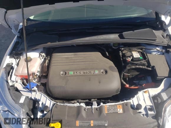 ✅ 2016 Ford Focus Electric • VIN: 1FADP3R45GL293963 • Lot: 68055504. Listed on Copart with 61,881 mi. Free auction sales archive from the USA and detailed vehicle history report at DreamBid. Image 11.