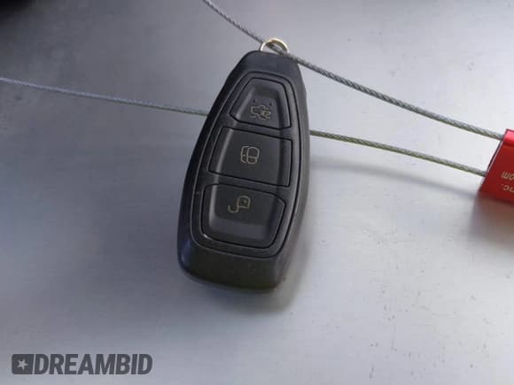 ✅ 2014 Ford C-Max SEL • VIN: 1FADP5BU2EL505043 • Lot: 42384560. Wystawiony na IAAI z przebiegiem 392 782 mil. Bezpłatny archiwum sprzedaży aukcyjnych z USA i szczegółowy raport historii pojazdu na DreamBid. Zdjęcie 11.