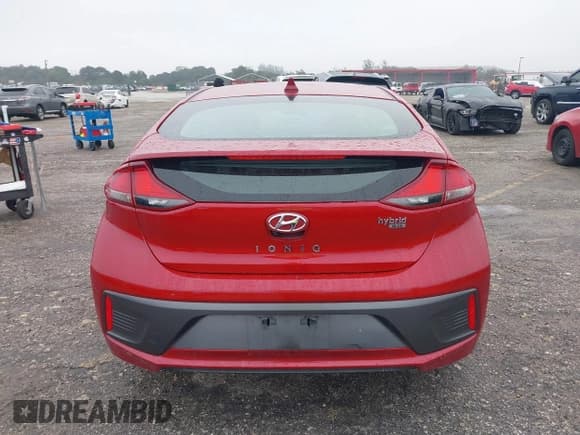 ✅ 2020 Hyundai Ioniq Blue • VIN: KMHC65LC8LU228688 • Lot: 41368879. Listed on IAAI with 116,100 mi. Free auction sales archive from the USA and detailed vehicle history report at DreamBid. Image 16.