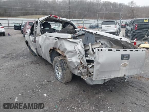 ✅ 2009 Chevrolet Silverado 1500 • VIN: 1GCEC24C69Z138132 • Лот: 41209078. Опубликован ранее на IAAI с пробегом 171 422 миль. Бесплатный доступ к архиву аукционных продаж из США и подробный отчёт об истории автомобиля на DreamBid. Изображение 3.