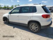 ✅ 2012 Volkswagen Tiguan S • VIN: WVGBV7AX6CW548810 • Lot: 55860395. Wystawiony na Copart z przebiegiem 115 787 mil. Bezpłatny archiwum sprzedaży aukcyjnych z USA i szczegółowy raport historii pojazdu na DreamBid. Zdjęcie 2.