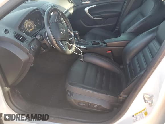 ✅ 2016 Buick Regal GS • VIN: 2G4GU5GX7G9126368 • Lot: 77679004. Wystawiony na Copart z przebiegiem 120 967 mil. Bezpłatny archiwum sprzedaży aukcyjnych z USA i szczegółowy raport historii pojazdu na DreamBid. Zdjęcie 7.