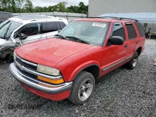 ✅ 1999 Chevrolet Blazer LS • VIN: 1GNCS13W7X2194643 • Lot: 58182655. Wystawiony na Copart z przebiegiem 243 000 mil. Bezpłatny archiwum sprzedaży aukcyjnych z USA i szczegółowy raport historii pojazdu na DreamBid. Zdjęcie 1.