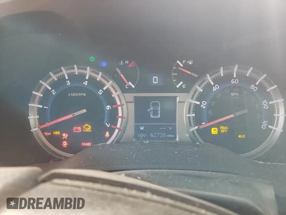 ✅ 2015 Toyota 4Runner Limited • VIN: JTEBU5JRXF5257195 • Lot: 76130804. Wystawiony na Copart z przebiegiem 62 738 mil. Bezpłatny archiwum sprzedaży aukcyjnych z USA i szczegółowy raport historii pojazdu na DreamBid. Zdjęcie 9.