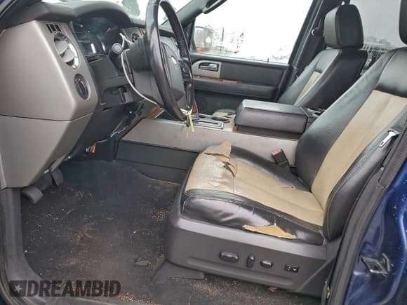 ✅ 2008 Ford Expedition Eddie Bauer • VIN: 1FMFU18518LA30246 • Lot: 95492685. Listed on Copart with 226,049 mi. Free auction sales archive from the USA and detailed vehicle history report at DreamBid. Image 7.