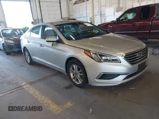 ✅ 2017 Hyundai Sonata 2.4L • VIN: 5NPE24AFXHH587607 • Лот: 42362972. Опубликован ранее на IAAI с пробегом 69 276 миль. Бесплатный доступ к архиву аукционных продаж из США и подробный отчёт об истории автомобиля на DreamBid. Изображение 1.