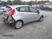 ✅ 2015 Ford Fiesta S • VIN: 3FADP4TJ8FM163712 • Lot: 43450585. Wystawiony na IAAI z przebiegiem 112 597 mil. Bezpłatny archiwum sprzedaży aukcyjnych z USA i szczegółowy raport historii pojazdu na DreamBid. Zdjęcie 4.