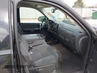 2008 Chevrolet Silverado 1500 1LT с VIN 2GCEK190881291498, выставлен на аукционе IAAI как лот 43559772 с пробегом 267 948 миль миль и . История ставок и продаж доступна на DreamBid. Изображение 5.