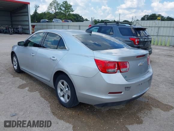 2015 Chevrolet Malibu LS with VIN 1G11A5SL9FF136955, listed as a IAAI auction lot 43042395 with 152,761 mi miles and . Bid and sale history available at DreamBid. Image 3.
