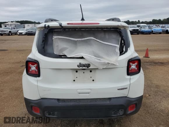 ✅ 2019 Jeep Renegade Latitude • VIN: ZACNJABB7KPK39451 • Lot: 82588515. Listed on Copart with 96,678 mi. Free auction sales archive from the USA and detailed vehicle history report at DreamBid. Image 6.