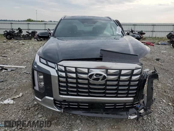 2024 Hyundai Palisade Calligraphy with VIN KM8R7DGE6RU696117, listed as a Copart auction lot 63986934 with 7,561 mi miles and Salvage title. Bid and sale history available at DreamBid. Image 5.
