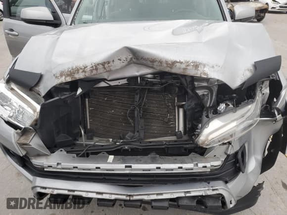 ✅ 2021 Toyota Tacoma TRD Off Road • VIN: 5TFAZ5CNXMX109934 • Lot: 92274625. Listed on Copart with 51,644 mi. Free auction sales archive from the USA and detailed vehicle history report at DreamBid. Image 11.