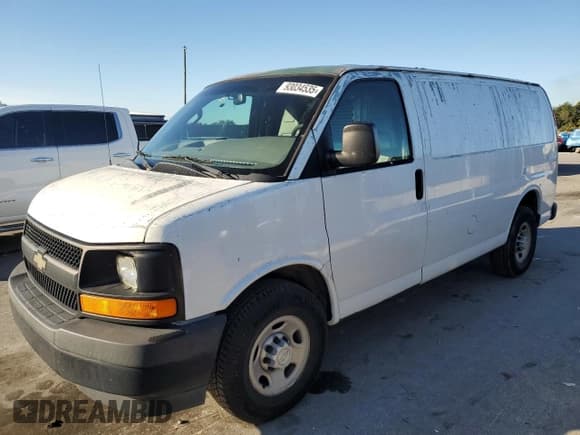 ✅ 2017 Chevrolet Express Cargo • VIN: 1GCWGAFF7H1106751 • Lot: 93034535. Wystawiony na Copart z przebiegiem 179 863 mil. Bezpłatny archiwum sprzedaży aukcyjnych z USA i szczegółowy raport historii pojazdu na DreamBid. Zdjęcie 1.