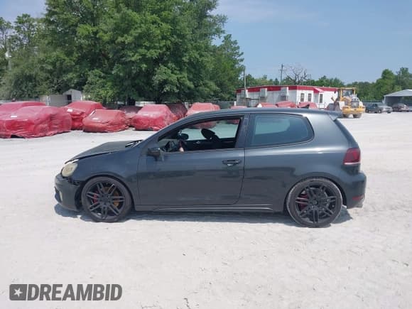 ✅ 2010 Volkswagen Golf GTI • VIN: WVWEV7AJ7AW348240 • Lot: 42310183. Listed on IAAI with 126,728 mi. Free auction sales archive from the USA and detailed vehicle history report at DreamBid. Image 15.