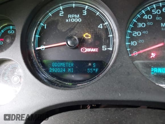 ✅ 2011 Chevrolet Silverado 2500HD LTZ • VIN: 1GC1KYC82BF178510 • Лот: 42248731. Опубликован ранее на IAAI с пробегом 292 024 миль. Бесплатный доступ к архиву аукционных продаж из США и подробный отчёт об истории автомобиля на DreamBid. Изображение 7.