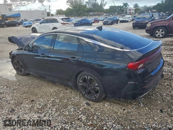 ✅ 2022 Kia K5 GT-Line • VIN: 5XXG64J29NG111561 • Lot: 96145875. Wystawiony na Copart z przebiegiem 90 560 mil. Bezpłatny archiwum sprzedaży aukcyjnych z USA i szczegółowy raport historii pojazdu na DreamBid. Zdjęcie 2.