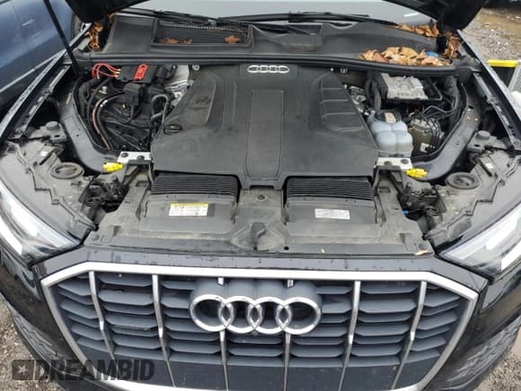 ✅ 2021 Audi Q7 Premium Plus • VIN: WA1LJAF77MD014880 • Lot: 85262335. Listed on Copart with 62,848 mi. Free auction sales archive from the USA and detailed vehicle history report at DreamBid. Image 12.