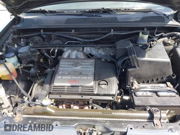 2003 Toyota Highlander z VIN JTEGF21AX30077166, wystawiony jako IAAI lot #43349285 z przebiegiem 236 248 mil mil oraz . Historia ofert i sprzedaży dostępna na DreamBid. Obrazek 10.